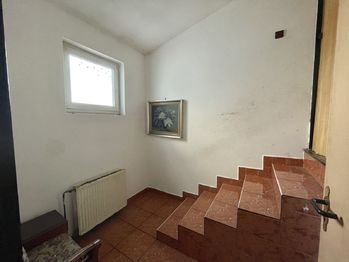 Prodej domu 401 m², Křimov