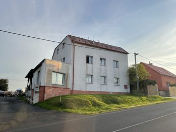 Prodej penzionu 401 m², Křimov (ID 032-NP08453)