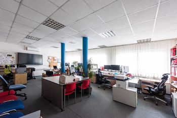 Pronájem kancelářských prostor 149 m², Brno