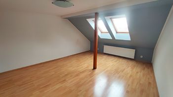 Prodej domu 205 m², Letonice