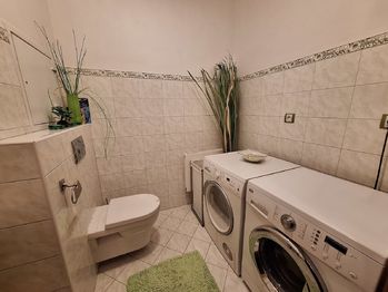 WC - Pronájem bytu 4+kk v osobním vlastnictví 206 m², Vyškov