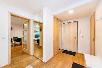 Prodej bytu 3+kk v osobním vlastnictví 78 m², Praha 5 - Stodůlky