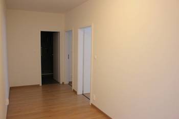 chodba - Pronájem bytu 3+kk v osobním vlastnictví, Olomouc