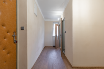 Pronájem bytu 2+1 v osobním vlastnictví 64 m², Meziboří