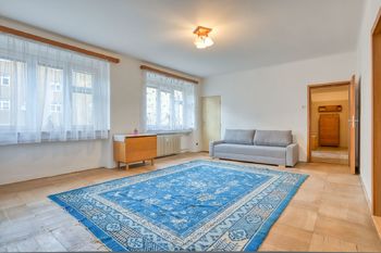 Obývací pokoj - Pronájem bytu 3+1 v osobním vlastnictví 86 m², Praha 10 - Vršovice