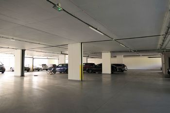 Prodej garážového stání, Hradec Králové