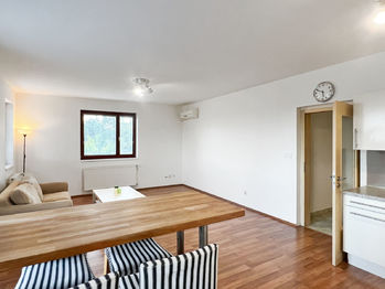 Pronájem bytu 2+kk v osobním vlastnictví 66 m², Praha 10 - Štěrboholy