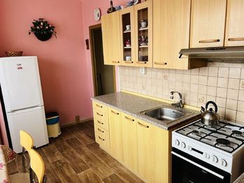 foto 11 - kuchyně  - Prodej bytu 3+1 v osobním vlastnictví 74 m², Jablonec nad Nisou