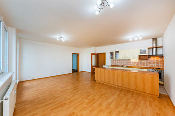 Pronájem bytu 2+kk v osobním vlastnictví 84 m², Praha 5 - Stodůlky