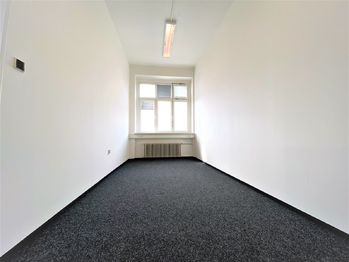 Pronájem kancelářských prostor 52 m², Hradec Králové