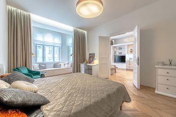 Ložnice - Pronájem bytu 3+kk v osobním vlastnictví 77 m², Praha 2 - Nové Město