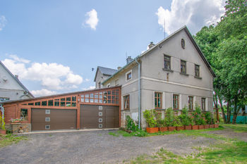 Přední část domu - Prodej domu 350 m², Kohoutov 