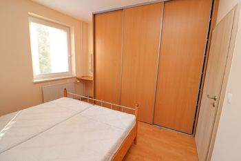 Pokoj č. 2 - Pronájem bytu 3+1 v osobním vlastnictví 74 m², Strakonice
