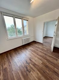 Prodej bytu 3+1 v osobním vlastnictví 65 m², Hostomice