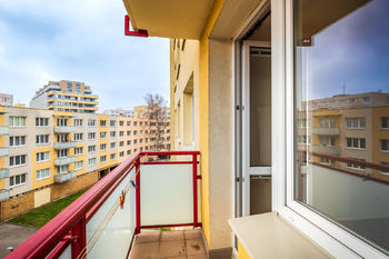 balkon - Prodej bytu 2+1 v osobním vlastnictví 56 m², České Budějovice