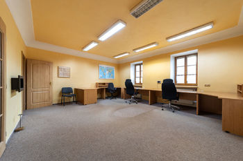 Prodej kancelářských prostor 200 m², Šumperk