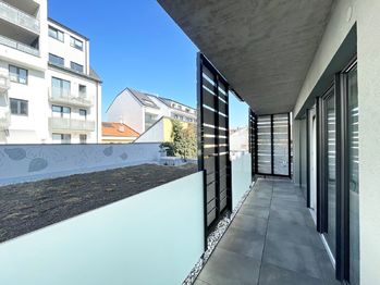 terasa - Pronájem bytu 2+kk v osobním vlastnictví 60 m², České Budějovice