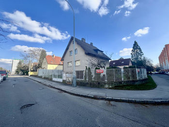 Prodej domu 258 m², Praha 4 - Podolí
