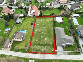 Prodej pozemku 4407 m², Český Dub
