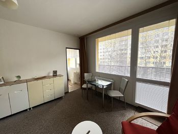 Pronájem bytu 1+kk v osobním vlastnictví 26 m², Praha 9 - Střížkov