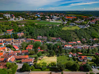 Prodej pozemku 1245 m², Praha 6 - Lysolaje