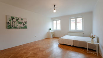 Prodej bytu 3+kk v osobním vlastnictví 76 m², Praha 2 - Vinohrady