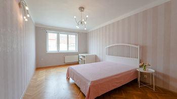 Prodej bytu 3+kk v osobním vlastnictví 76 m², Praha 2 - Vinohrady