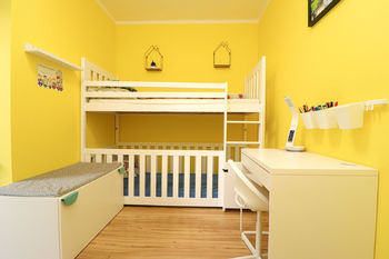 Dětský pokoj - Prodej bytu 3+kk v osobním vlastnictví 61 m², Milovice