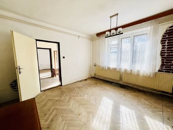 Prodej domu 180 m², Kožušice