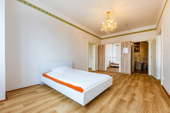 Pronájem bytu 3+kk v družstevním vlastnictví 93 m², Praha 4 - Nusle