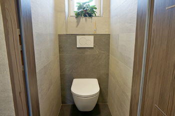 WC v 1.NP - Prodej domu 229 m², Radslavice