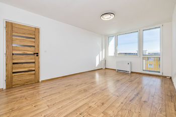 Prodej bytu 3+1 v družstevním vlastnictví 64 m², Krupka