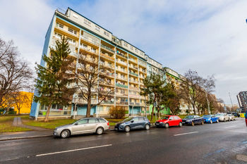 Prodej bytu 3+kk v osobním vlastnictví 59 m², Praha 9 - Prosek