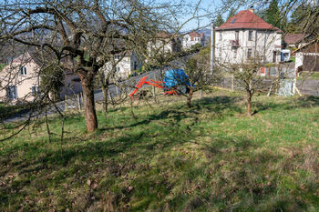 Prodej pozemku 749 m², Děčín