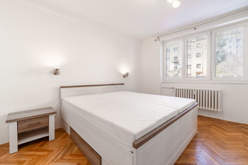 Pronájem bytu 2+1 v osobním vlastnictví 56 m², Praha 5 - Smíchov