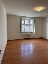 Prodej bytu 1+1 v osobním vlastnictví 34 m², Praha 8 - Libeň