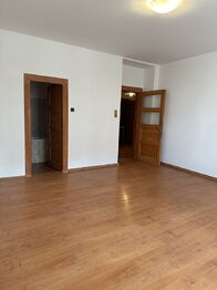 Prodej bytu 1+1 v osobním vlastnictví 34 m², Praha 8 - Libeň