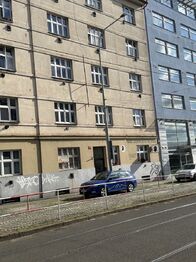 Prodej bytu 1+1 v osobním vlastnictví 34 m², Praha 8 - Libeň