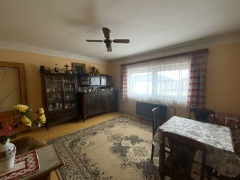 Prodej domu 160 m², Praha 9 - Čakovice