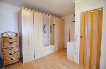 vstupní hala - Pronájem bytu 2+kk v osobním vlastnictví 59 m², Praha 8 - Bohnice
