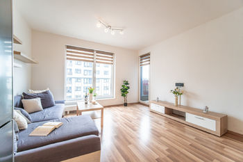 Pronájem bytu 2+kk v osobním vlastnictví 56 m², Praha 10 - Uhříněves