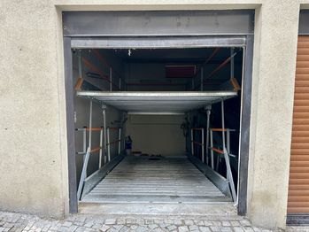 Pronájem garáže, Praha 3 - Žižkov