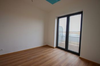 ložnice - Prodej bytu 4+kk v osobním vlastnictví 94 m², Černá v Pošumaví