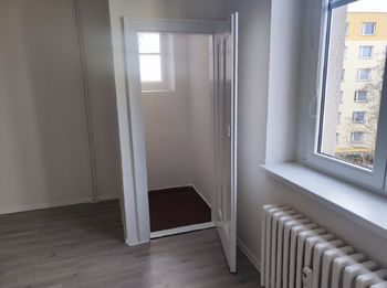 komora /špajz/ - Pronájem bytu 2+1 v osobním vlastnictví 78 m², Pardubice