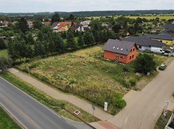 Prodej pozemku 1043 m², Sluštice
