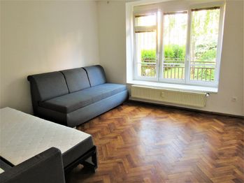 Pronájem bytu 2+kk v družstevním vlastnictví 37 m², Praha 3 - Žižkov