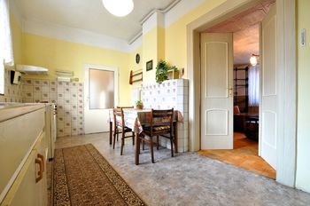 kuchyně ... - Prodej domu 120 m², Havlíčkův Brod