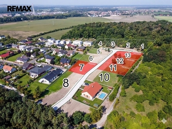 Prodej pozemku 1060 m², Kolín