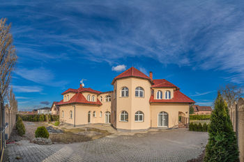 Prodej domu 844 m², Buštěhrad (ID 023-NP07828)