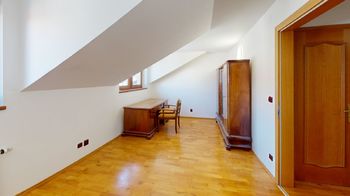 pokoj - Pronájem domu 155 m², Praha 6 - Břevnov